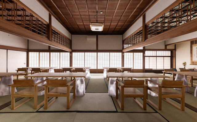 550年の歴史を重ねた名刹で特別な時間を。 城端別院善徳寺内を改修したテレワークスペースがOPEN|Travel 550年の歴史を重ねた名刹で特別な時間を。 城端別院善徳寺内を改修したテレワークスペースがOPEN|Travel