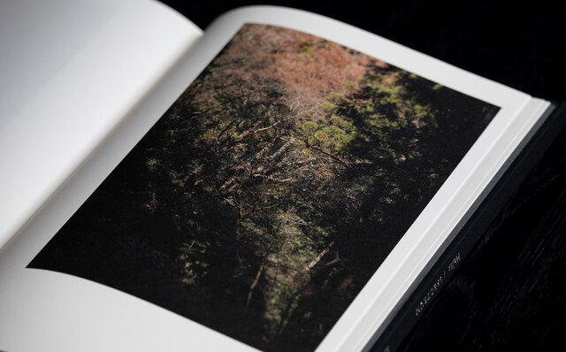 写真家・山上新平の作品集を皆川明が発行。東京・京都にて写真展を開催|minä perhonen 写真家・山上新平の作品集を皆川明が発行。東京・京都にて写真展を開催|minä perhonen