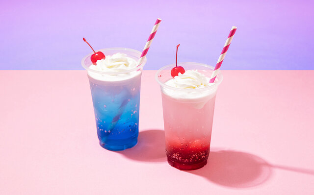 昼と夜、異なるシチュエーションで楽しめる屋外プールがオープン！ナイトプール限定メニューやドリンクも｜SHINAGAWA PRINCE HOTEL