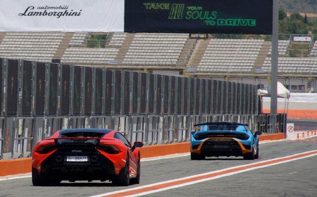 ランボルギーニ ウラカン テクニカにスペインで試乗──ヴィンケルマンCEOに次期モデルの話も聞いた|Lamborghini ランボルギーニ ウラカン テクニカにスペインで試乗──ヴィンケルマンCEOに次期モデルの話も聞いた|Lamborghini