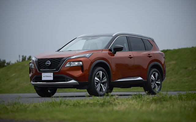 フルモデルチェンジを受けた日産「エクストレイル」に試乗──上質さを追求した新型の走りやいかに|NISSAN フルモデルチェンジを受けた日産「エクストレイル」に試乗──上質さを追求した新型の走りやいかに|NISSAN
