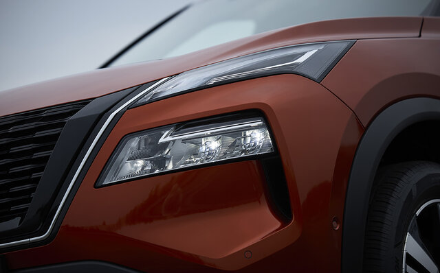 フルモデルチェンジを受けた日産「エクストレイル」に試乗──上質さを追求した新型の走りやいかに|NISSAN フルモデルチェンジを受けた日産「エクストレイル」に試乗──上質さを追求した新型の走りやいかに|NISSAN