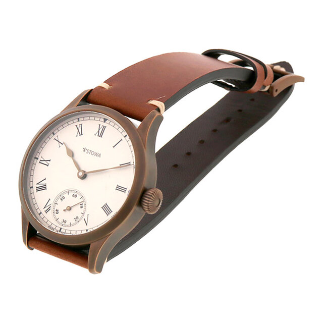 エイジングを楽しめる、清楚な大人顔のブロンズケースモデル｜STOWA