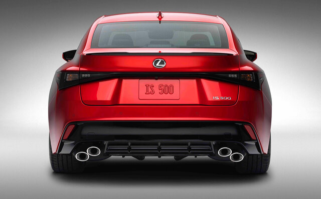 481psの5リッターV8エンジン搭載──IS500が日本導入｜LEXUS