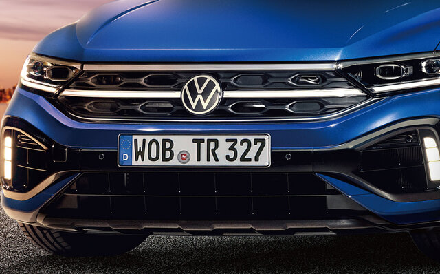 Tロックが初マイナーチェンジ。ハイパフォーマンスモデル「R」も日本初導入|Volkswagen Tロックが初マイナーチェンジ。ハイパフォーマンスモデル「R」も日本初導入|Volkswagen