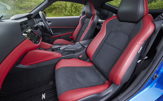 日産「フェアレディZ」に試乗──ドライバーと一体になって走るダンスパートナー｜NISSAN