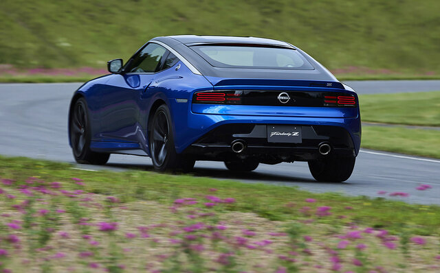 日産「フェアレディZ」に試乗──ドライバーと一体になって走るダンスパートナー|NISSAN 日産「フェアレディZ」に試乗──ドライバーと一体になって走るダンスパートナー|NISSAN