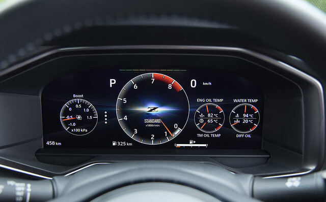 日産「フェアレディZ」に試乗──ドライバーと一体になって走るダンスパートナー｜NISSAN