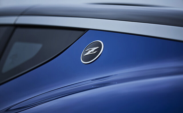 日産「フェアレディZ」に試乗──ドライバーと一体になって走るダンスパートナー|NISSAN 日産「フェアレディZ」に試乗──ドライバーと一体になって走るダンスパートナー|NISSAN