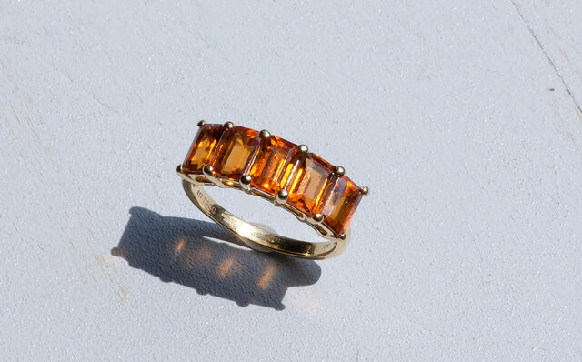 サステナブルなヴィンテージジュエリーで季節を彩る｜chili