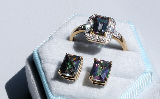 サステナブルなヴィンテージジュエリーで季節を彩る｜chili