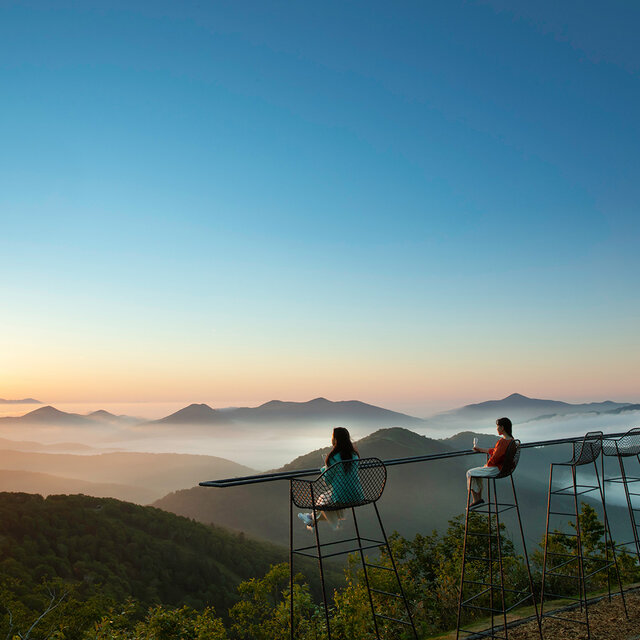 北海道感ほとばしる、 雲海、ファームエリア、ナチュールワイン。夏トマムを満喫するTO DOリスト|TRAVEL 北海道感ほとばしる、 雲海、ファームエリア、ナチュールワイン。夏トマムを満喫するTO DOリスト|TRAVEL