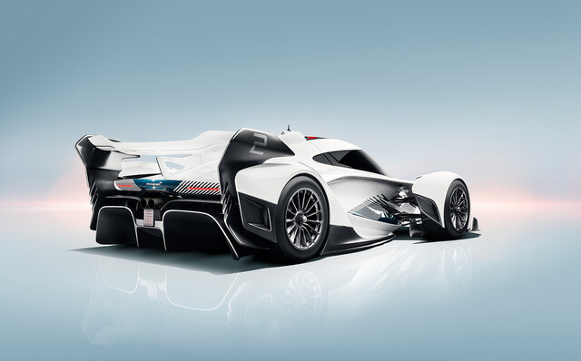 グランツーリスモのバーチャルレーシングカーが現実に──マクラーレン、限定25台のサーキット専用モデル「Solus GT」を発表 グランツーリスモのバーチャルレーシングカーが現実に──マクラーレン、限定25台のサーキット専用モデル「Solus GT」を発表