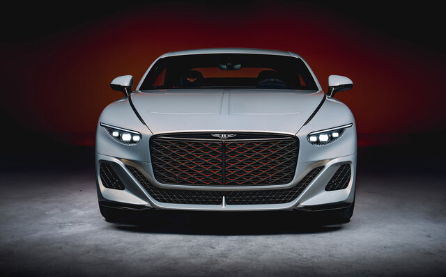 マリナーが手掛ける世界で18台限定の2シーターGT「バトゥール」を公開|BENTLEY マリナーが手掛ける世界で18台限定の2シーターGT「バトゥール」を公開|BENTLEY