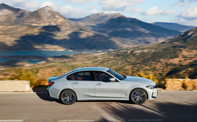 BMW3シリーズがマイナーチェンジ──デザインと安全機能がアップデート|BMW BMW3シリーズがマイナーチェンジ──デザインと安全機能がアップデート|BMW
