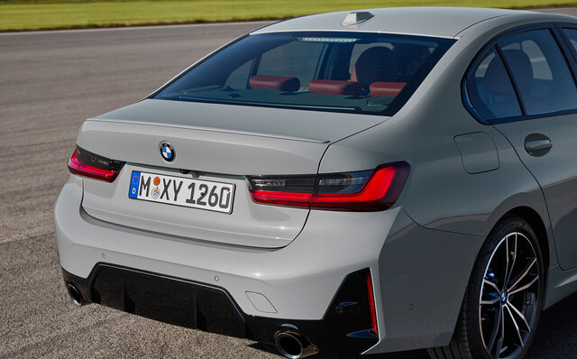 BMW3シリーズがマイナーチェンジ──デザインと安全機能がアップデート|BMW BMW3シリーズがマイナーチェンジ──デザインと安全機能がアップデート|BMW