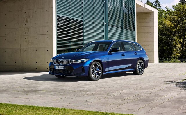 BMW3シリーズがマイナーチェンジ──デザインと安全機能がアップデート|BMW BMW3シリーズがマイナーチェンジ──デザインと安全機能がアップデート|BMW