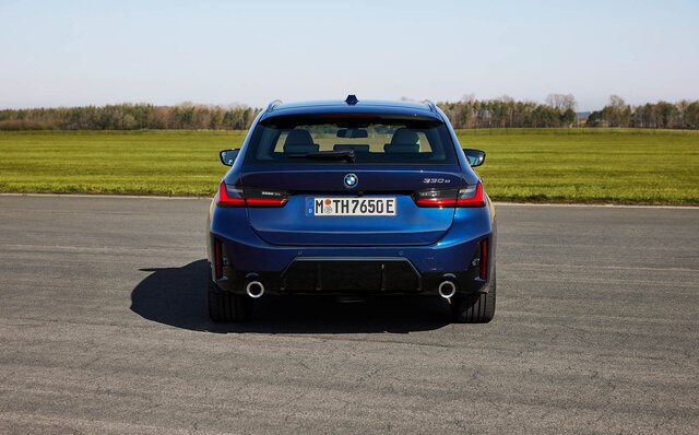 BMW3シリーズがマイナーチェンジ──デザインと安全機能がアップデート|BMW BMW3シリーズがマイナーチェンジ──デザインと安全機能がアップデート|BMW