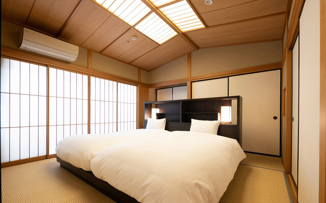 ［犬と泊まれる宿］with わんこドライブで日光へ。ドア to ドアで気兼ねなく、町全体がわんこ歓迎でフレンドリー！｜TRAVEL