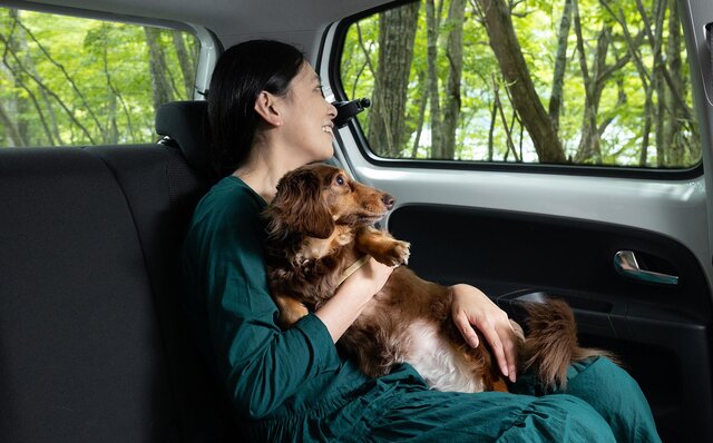 ［犬と泊まれる宿］with わんこドライブで日光へ。ドア to ドアで気兼ねなく、町全体がわんこ歓迎でフレンドリー！｜TRAVEL