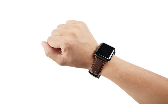 経年変化を存分に楽しめる日本のオイルヌメ革で上質感をプラス!「Apple Watch専用レザーバンド」|TSUCHIYA‐KABAN 経年変化を存分に楽しめる日本のオイルヌメ革で上質感をプラス!「Apple Watch専用レザーバンド」|TSUCHIYA‐KABAN