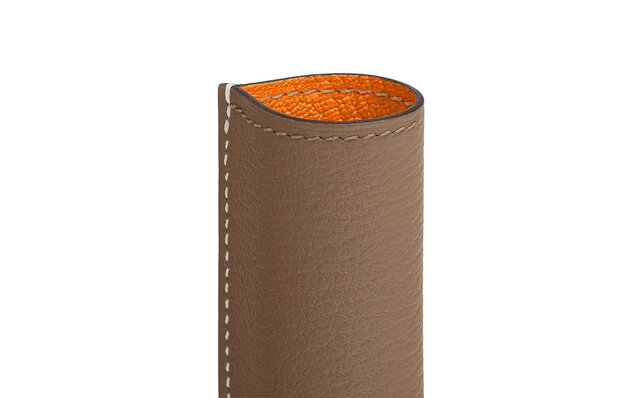 「ルージュ・エルメス」に秋を彩るニューカラーが仲間入り。限定カラーのリップレーザーケースも登場｜HERMÈS