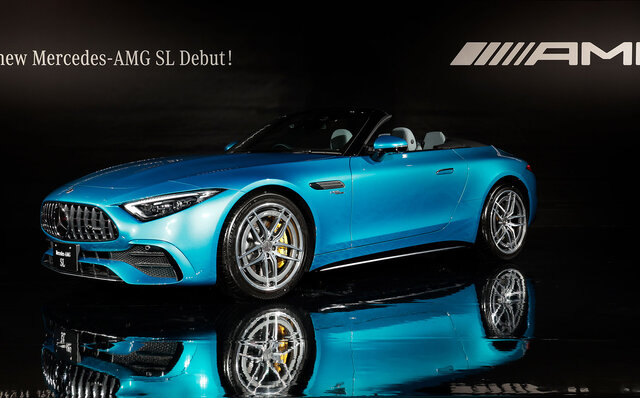 新型SLがジャパンプレミア──F1由来の直列4気筒ターボエンジンを搭載|Mercedes Benz 新型SLがジャパンプレミア──F1由来の直列4気筒ターボエンジンを搭載|Mercedes Benz