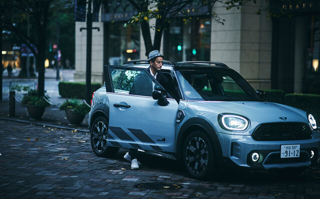 モータージャーナリスト 小沢コージが語る、MINI CROSSOVER PHEVの魅力|MINI モータージャーナリスト 小沢コージが語る、MINI CROSSOVER PHEVの魅力|MINI
