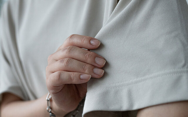 紫外線遮蔽、遮熱は日傘と同レベル。肌触りの良いUVケアTシャツが誕生｜HAAG