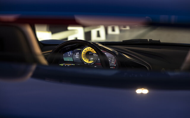 フェラーリ296GTSにイタリアで試乗──クルマを操る純粋な喜びをとことん味わわせてくれる|Ferrari フェラーリ296GTSにイタリアで試乗──クルマを操る純粋な喜びをとことん味わわせてくれる|Ferrari