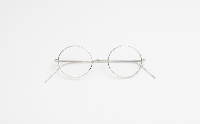 小売店と鯖江のメーカーがタッグ。“経年進化” を提案する眼鏡ブランド｜MIZ DIALOGUE 