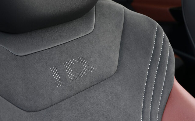 フォルクスワーゲン製BEVで最も人気の高いID.4が日本上陸｜Volkswagen