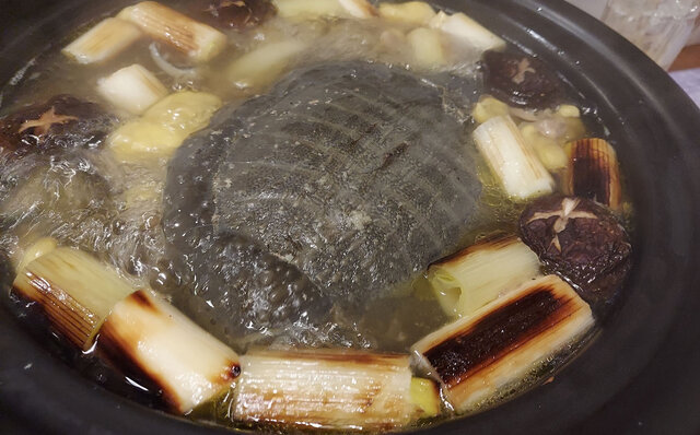 連載エッセイ|#ijichimanのぼやき「忘年会の鍋」 連載エッセイ|#ijichimanのぼやき「忘年会の鍋」