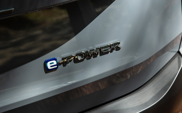 日産「エクストレイル」に試乗──コーナリングが得意なハイブリッドSUV｜NISSAN