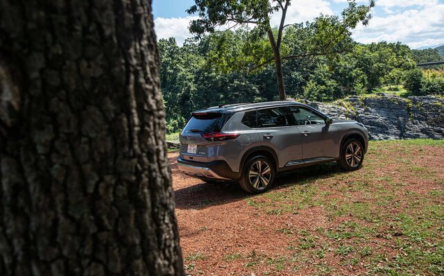 日産「エクストレイル」に試乗──コーナリングが得意なハイブリッドSUV｜NISSAN