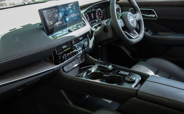 日産「エクストレイル」に試乗──コーナリングが得意なハイブリッドSUV｜NISSAN