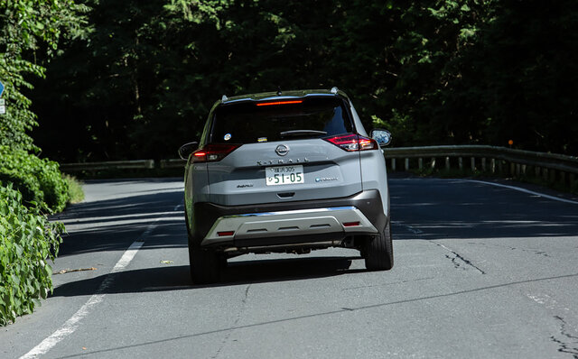 日産「エクストレイル」に試乗──コーナリングが得意なハイブリッドSUV｜NISSAN