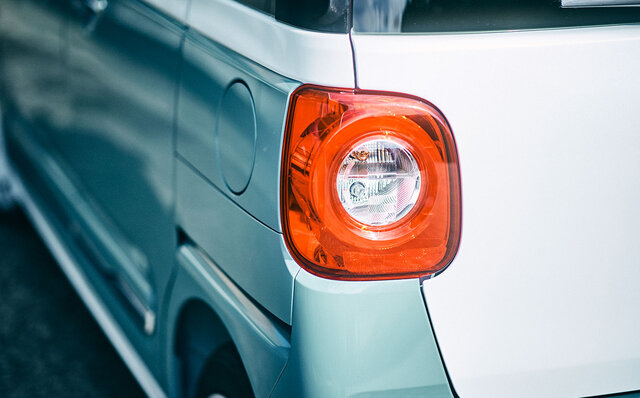 新型ダイハツ ムーヴ キャンバスに試乗──クルマ遍歴を重ねてきたお父さんにも勧められる｜DAIHATSU