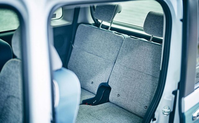 新型ダイハツ ムーヴ キャンバスに試乗──クルマ遍歴を重ねてきたお父さんにも勧められる｜DAIHATSU