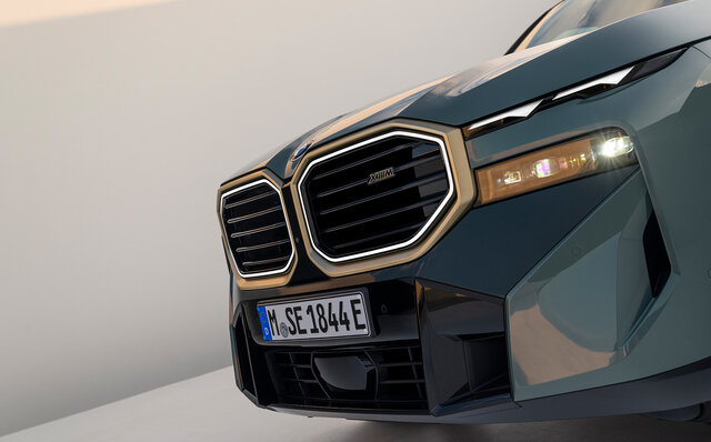 BMW M史上最強パワーを誇るPHEVモデル──BMW「XM」がデビュー|BMW BMW M史上最強パワーを誇るPHEVモデル──BMW「XM」がデビュー|BMW