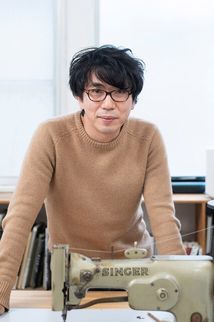 ウイスキーボトルケースがアートへ昇華　ザ・ペニンシュラ東京アーティストコラボレーションエディション第2弾が開催｜ART