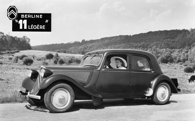 シトロエンDSのデザインを手掛けたフラミニオ・ベルトーニの発想の源とは？｜BOOK