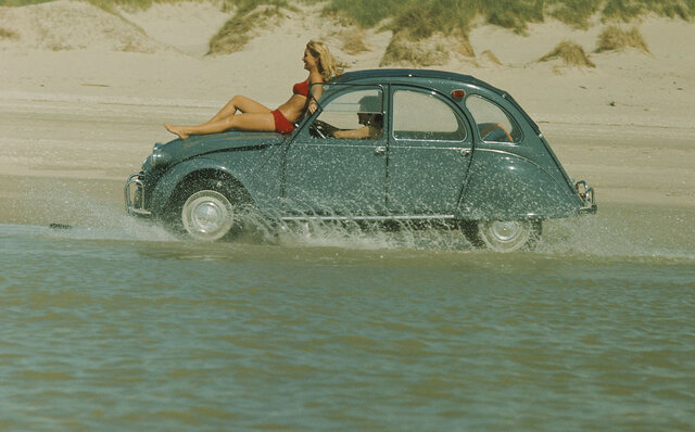 シトロエンDSのデザインを手掛けたフラミニオ・ベルトーニの発想の源とは？｜BOOK