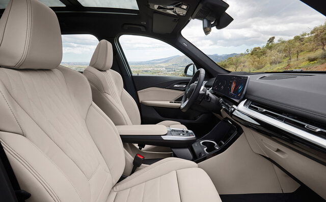 航続距離465kmのBEVもラインアップ──新型BMW「X1」がデビュー|BMW 航続距離465kmのBEVもラインアップ──新型BMW「X1」がデビュー|BMW