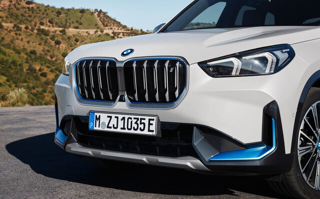 航続距離465kmのBEVもラインアップ──新型BMW「X1」がデビュー|BMW 航続距離465kmのBEVもラインアップ──新型BMW「X1」がデビュー|BMW