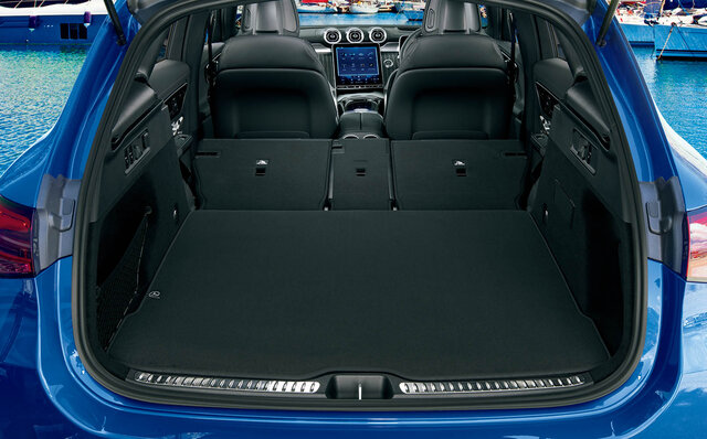 メルセデスのベストセラーSUV「GLC」が初のフルモデルチェンジ｜Mercedes Benz