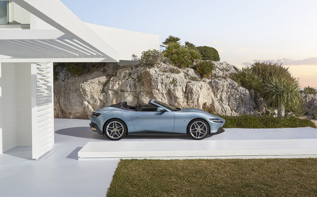 365GTS4以来のフロントエンジン ソフトトップモデル──フェラーリ ローマにスパイダーが登場|Ferrari 365GTS4以来のフロントエンジン ソフトトップモデル──フェラーリ ローマにスパイダーが登場|Ferrari