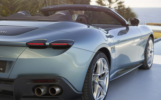 365GTS4以来のフロントエンジン ソフトトップモデル──フェラーリ ローマにスパイダーが登場|Ferrari 365GTS4以来のフロントエンジン ソフトトップモデル──フェラーリ ローマにスパイダーが登場|Ferrari