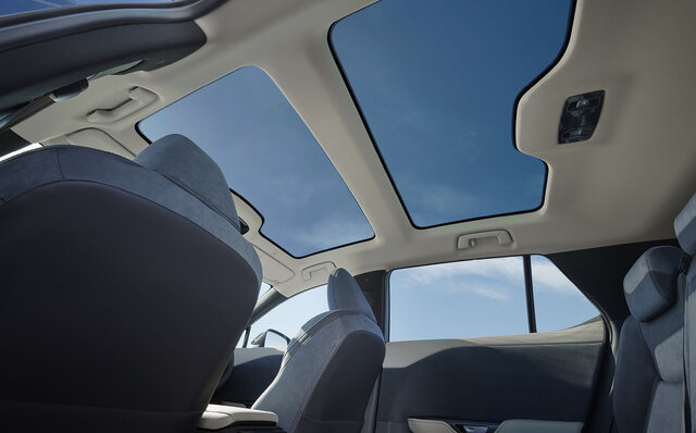 BEVを軸とするブランドへの変革の起点──レクサス、初のBEV専用モデル新型「RZ450e」を発売｜LEXUS