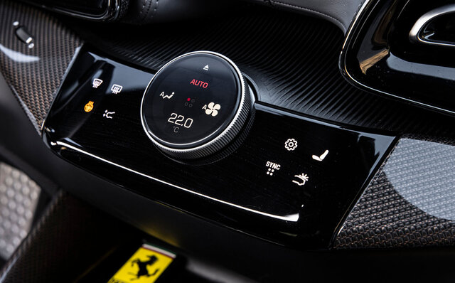 フェラーリプロサングエに北イタリアで試乗──快適性と多用途性を兼ね備えたオールラウンドスーパーカー｜Ferrari